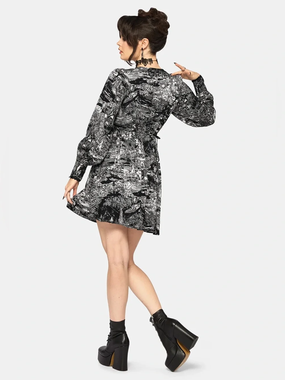 Disturbia | Nara Boudicca Printed Mini Dress - Picture 3 of 6